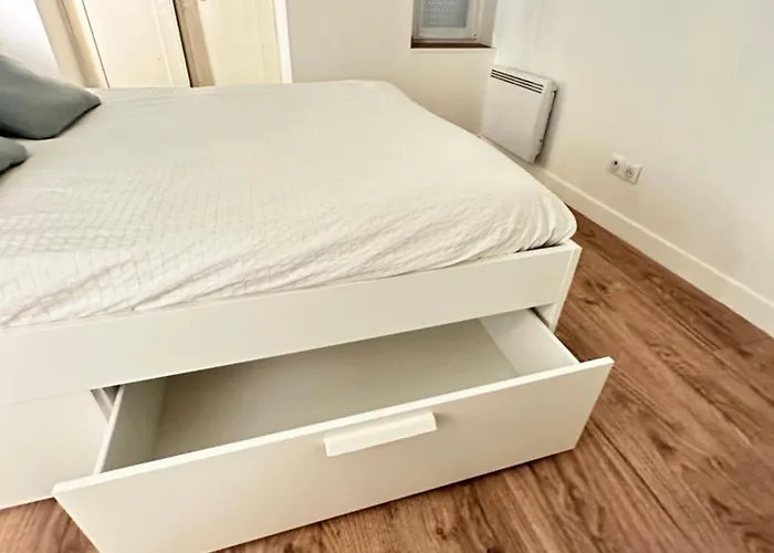 Appartamento Cosy Avec Terrasse, Centre Pour Professionnels Et Courts Séjours Reims